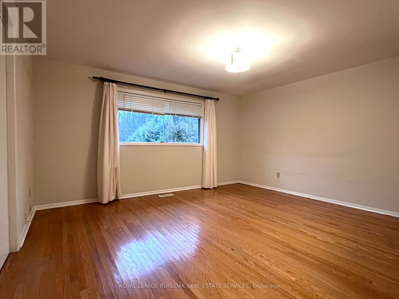 243 Appleby Line, Burlington, Ontario  L7L 2X3 - Photo 18 - W12952206