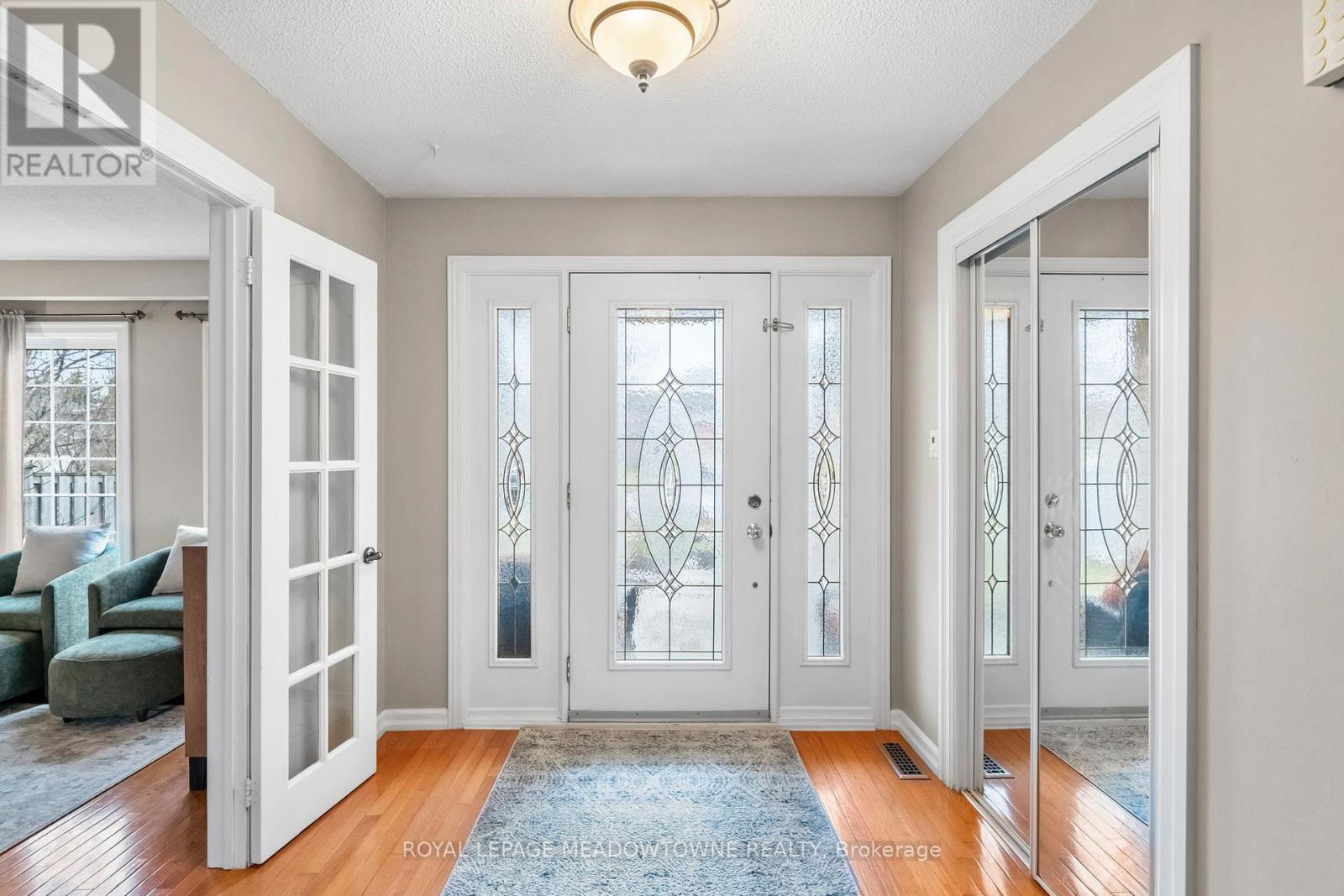 790 Childs Drive, Milton, Ontario  L9T 4J2 - Photo 3 - W12952216