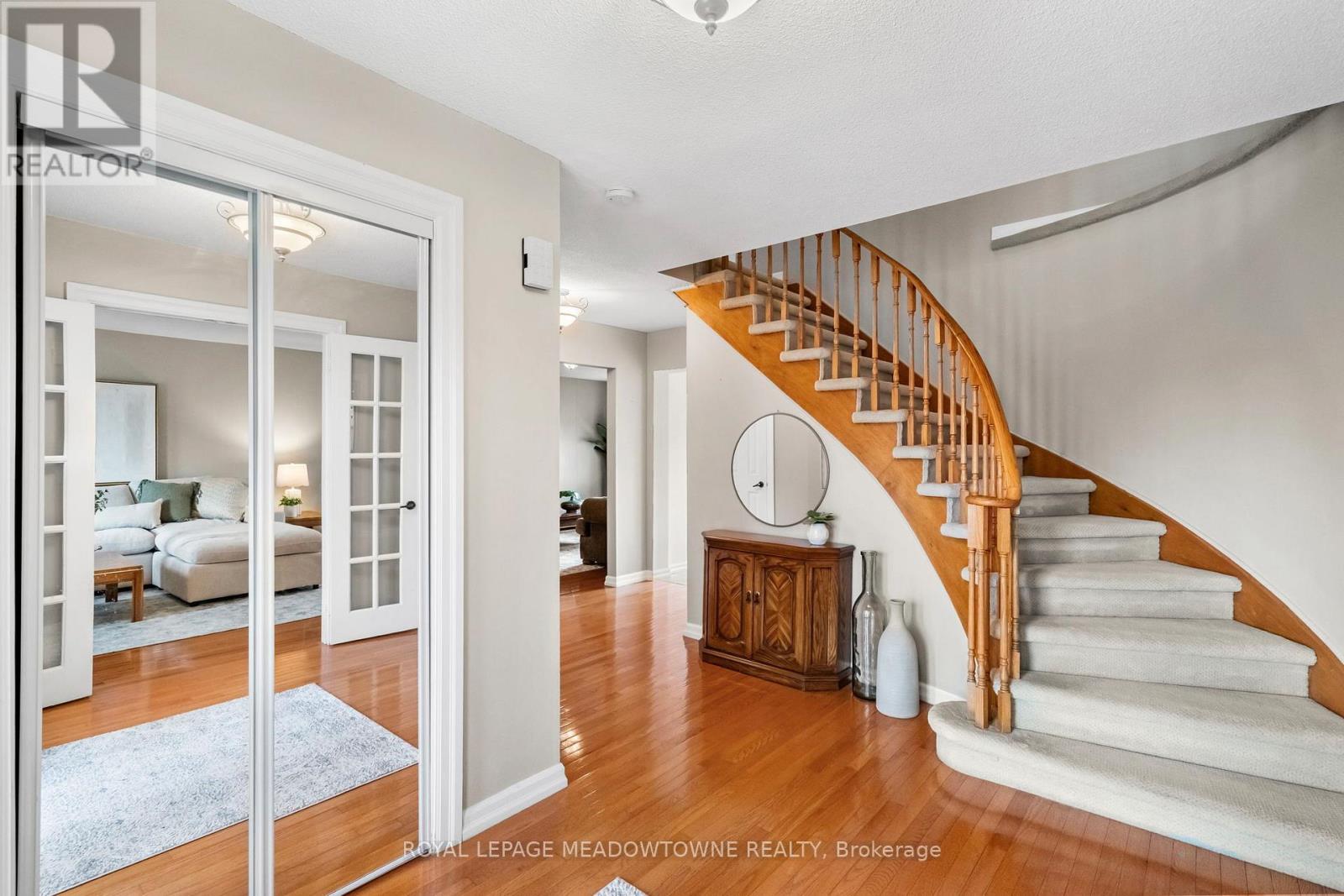 790 Childs Drive, Milton, Ontario  L9T 4J2 - Photo 4 - W12952216