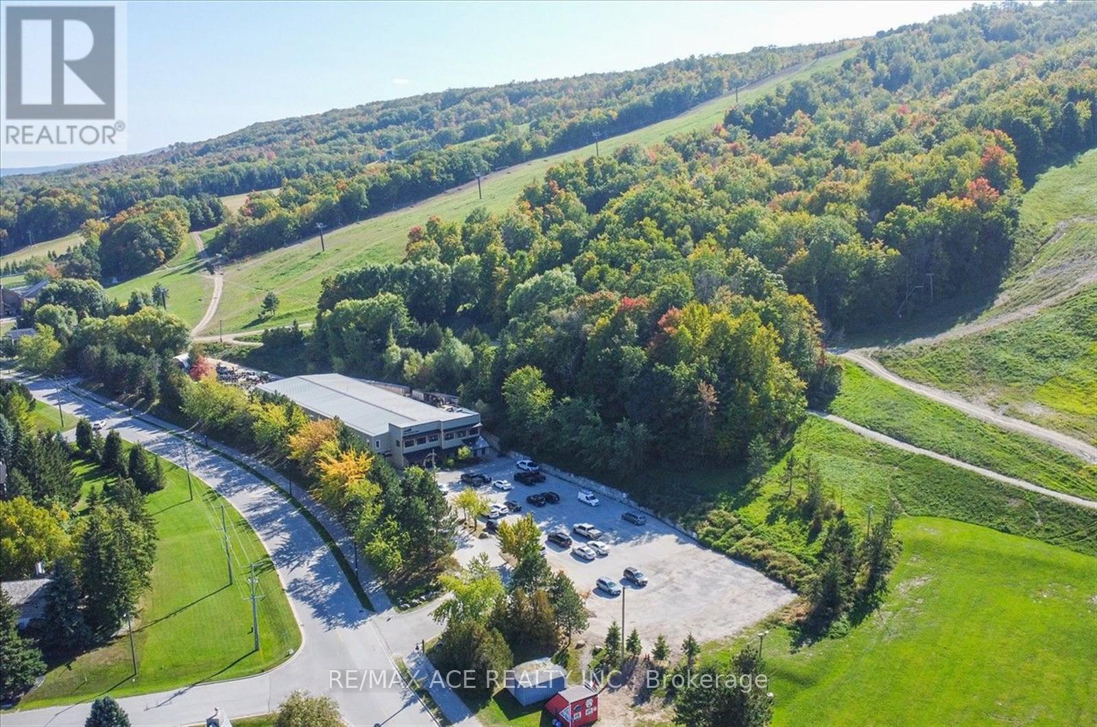 26 - 171 Snowbridge Way, Blue Mountains, Ontario  L9Y 0V1 - Photo 45 - X12856956