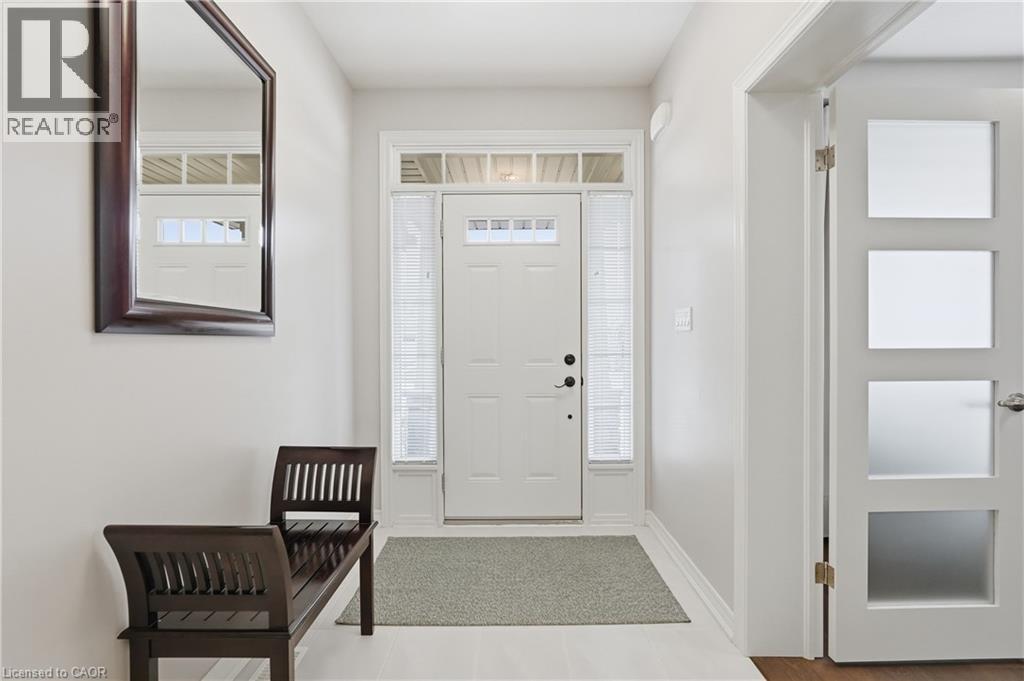 94 Anastasia Boulevard, Smithville, Ontario  L0R 2A0 - Photo 4 - 40817354