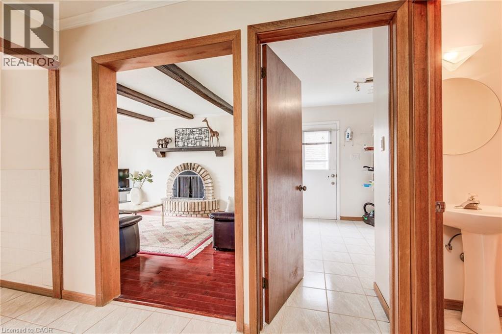 2 Blue Spruce Court, Kitchener, Ontario  N2N 1L1 - Photo 21 - 40817332