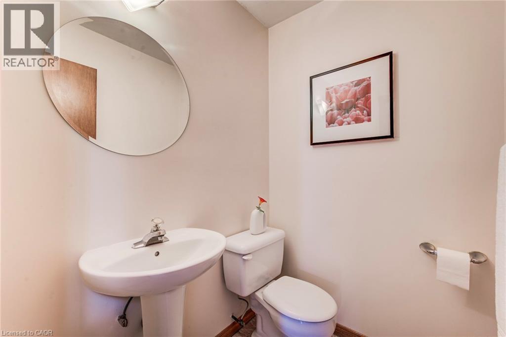 2 Blue Spruce Court, Kitchener, Ontario  N2N 1L1 - Photo 26 - 40817332