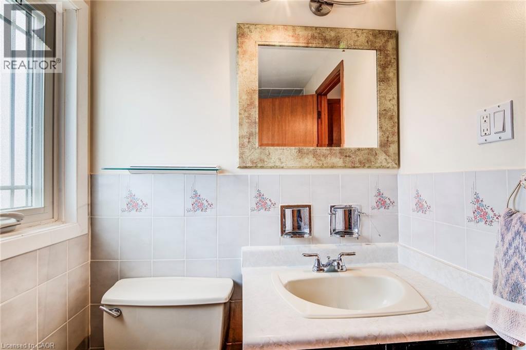 2 Blue Spruce Court, Kitchener, Ontario  N2N 1L1 - Photo 37 - 40817332