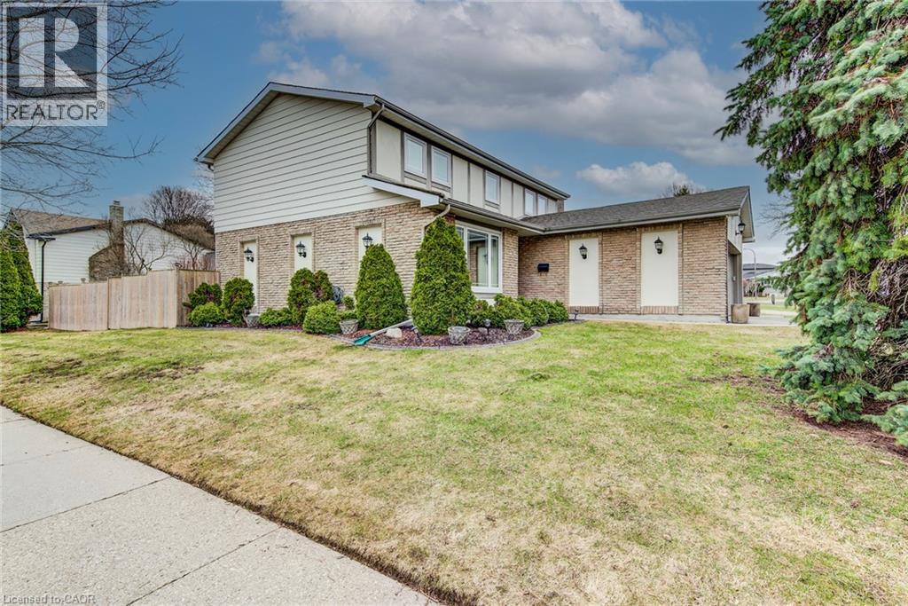 2 Blue Spruce Court, Kitchener, Ontario  N2N 1L1 - Photo 4 - 40817332