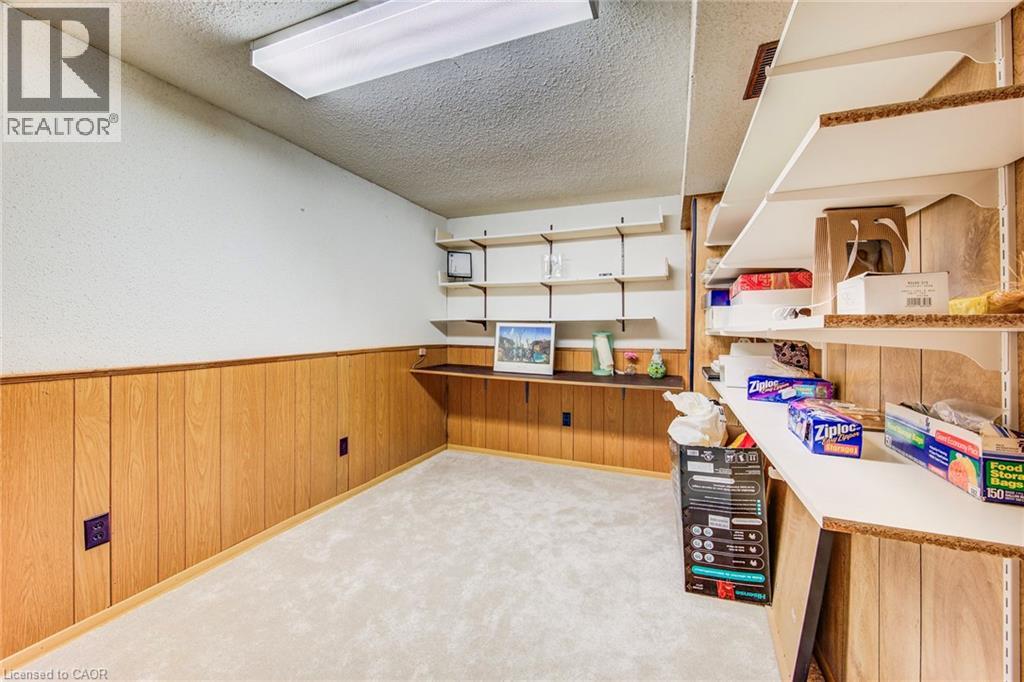 2 Blue Spruce Court, Kitchener, Ontario  N2N 1L1 - Photo 47 - 40817332