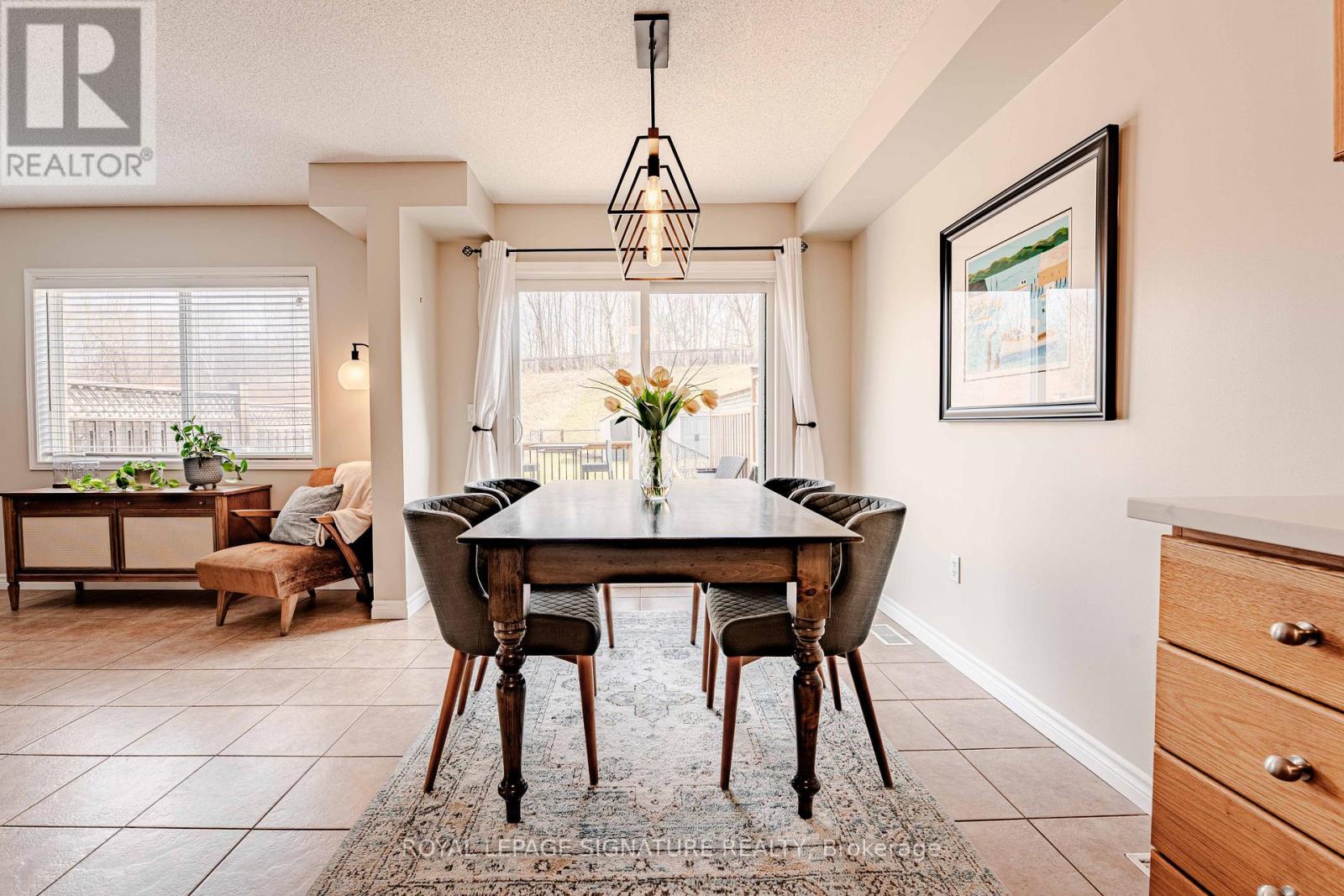 22 Curzon Crescent, Guelph, Ontario  N1K 1Z9 - Photo 10 - X12952150