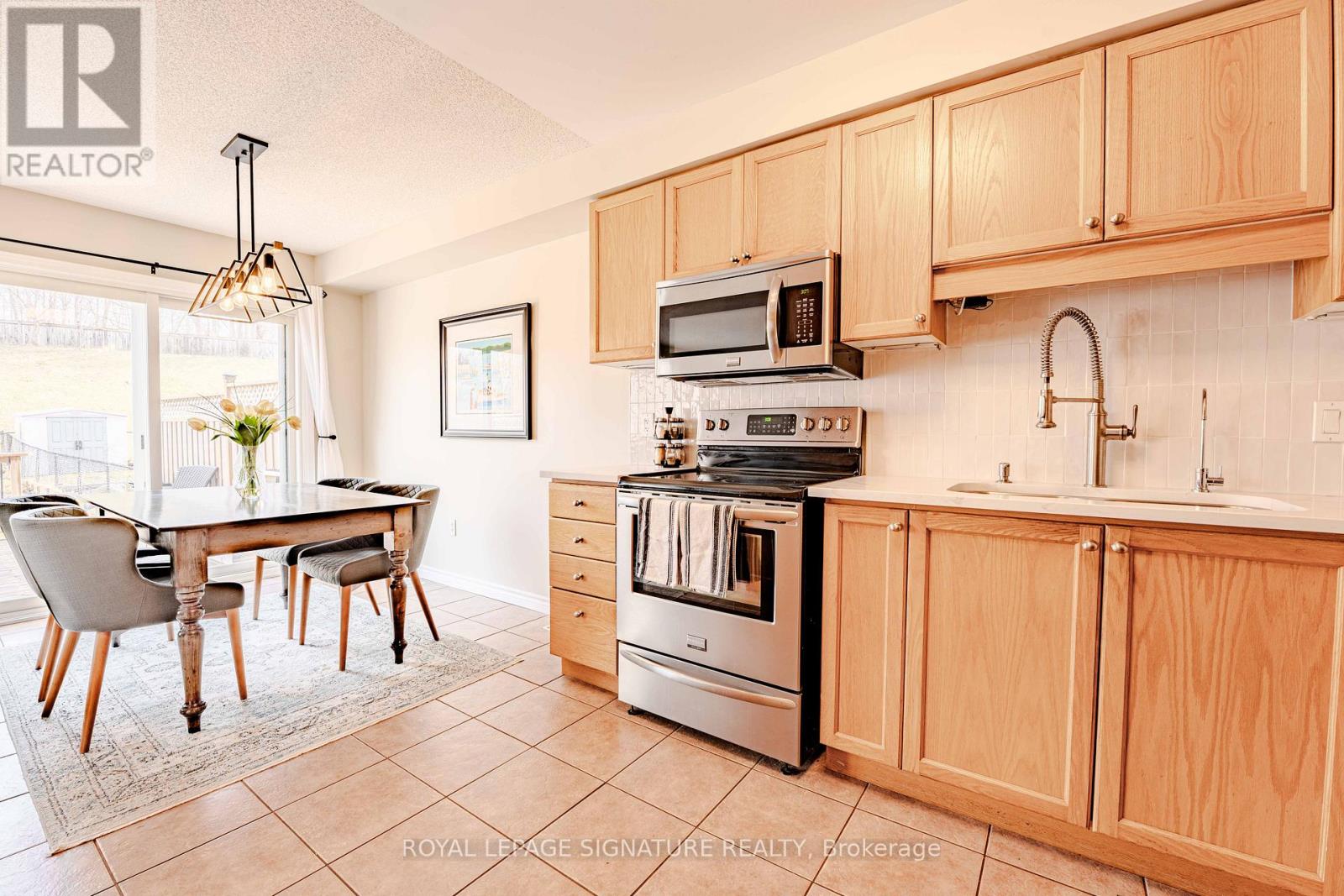 22 Curzon Crescent, Guelph, Ontario  N1K 1Z9 - Photo 11 - X12952150