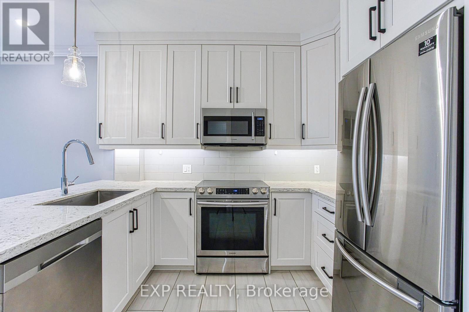 205 - 257 Millen Road, Hamilton, Ontario  L8E 2H1 - Photo 12 - X12952156