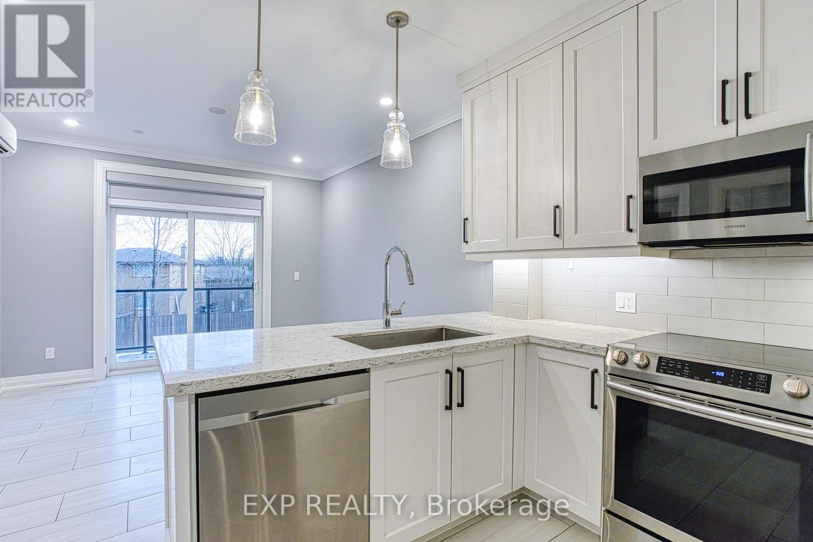 205 - 257 Millen Road, Hamilton, Ontario  L8E 2H1 - Photo 14 - X12952156