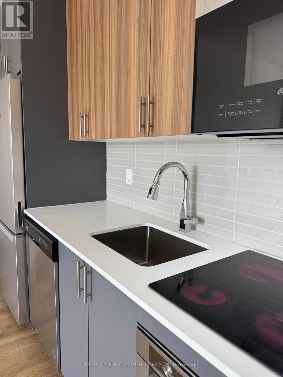 704 - 415 Main Street W, Hamilton, Ontario  L8P 1K5 - Photo 7 - X12952170