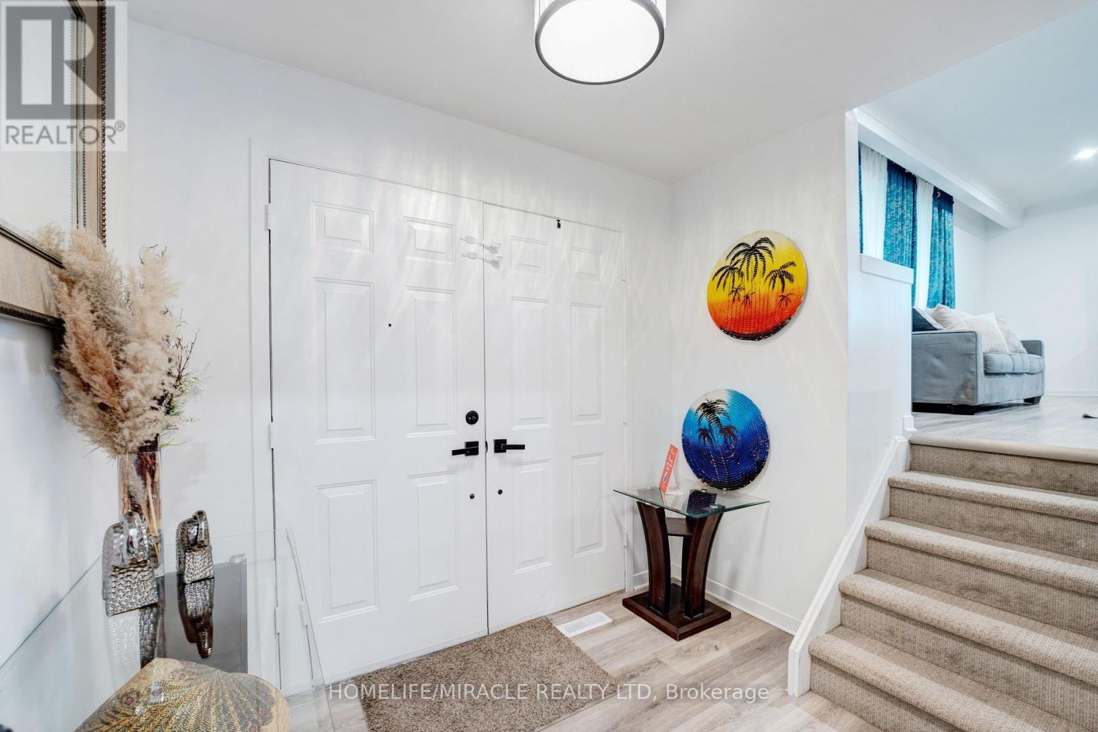 7250 Maywood Street, Niagara Falls, Ontario  L2E 5P5 - Photo 5 - X12952192