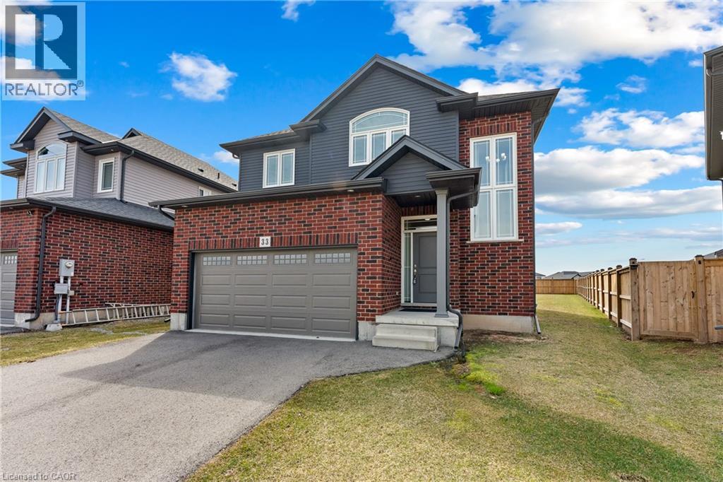 33 Cinnamon Street, Thorold, Ontario  L2V 0H6 - Photo 2 - 40816973