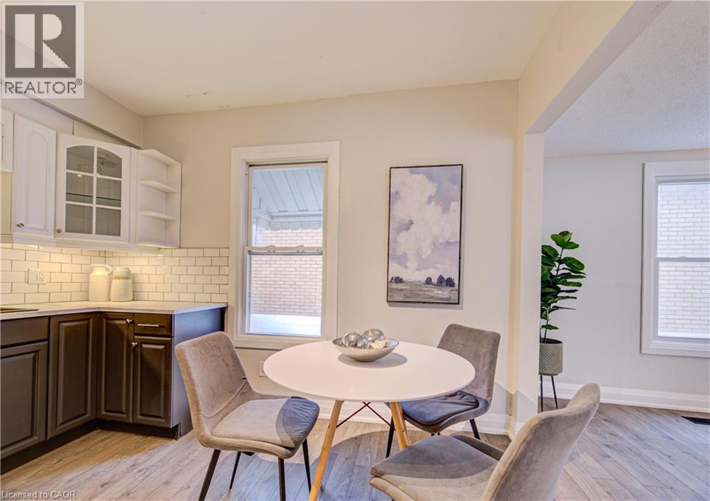 227 East 23rd Street, Hamilton, Ontario  L8V 2X2 - Photo 10 - 40814065