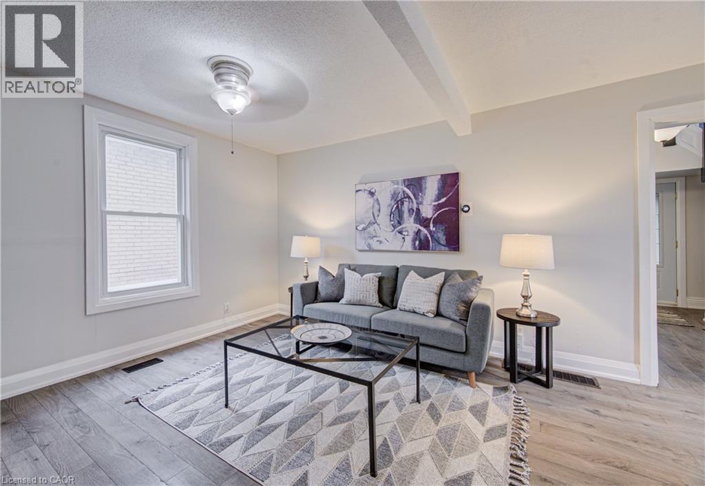 227 East 23rd Street, Hamilton, Ontario  L8V 2X2 - Photo 11 - 40814065