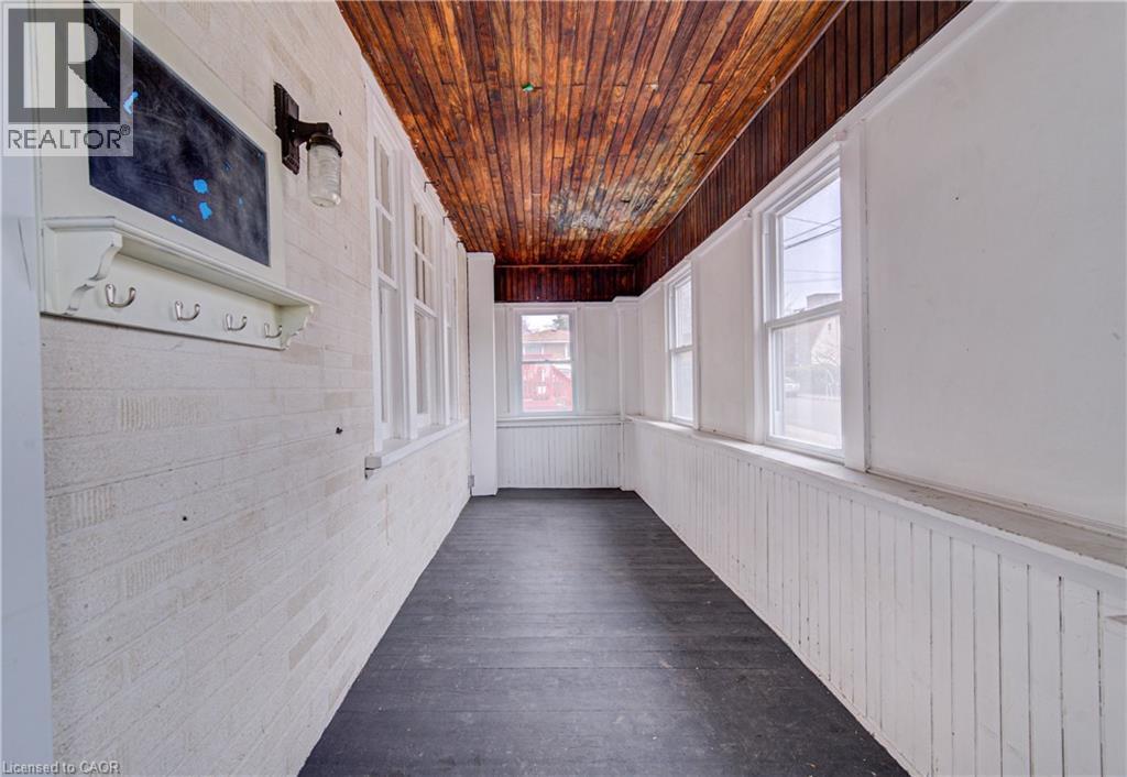 227 East 23rd Street, Hamilton, Ontario  L8V 2X2 - Photo 20 - 40814065