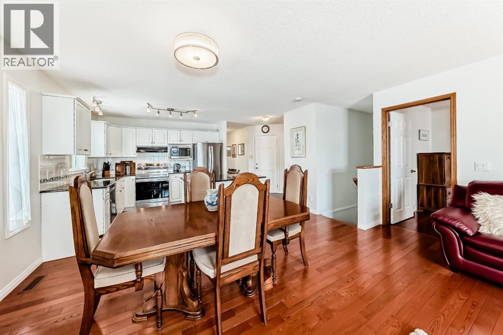 157 Hawkstone Manor Nw, Calgary, Alberta  T3G 3X2 - Photo 13 - A2294301