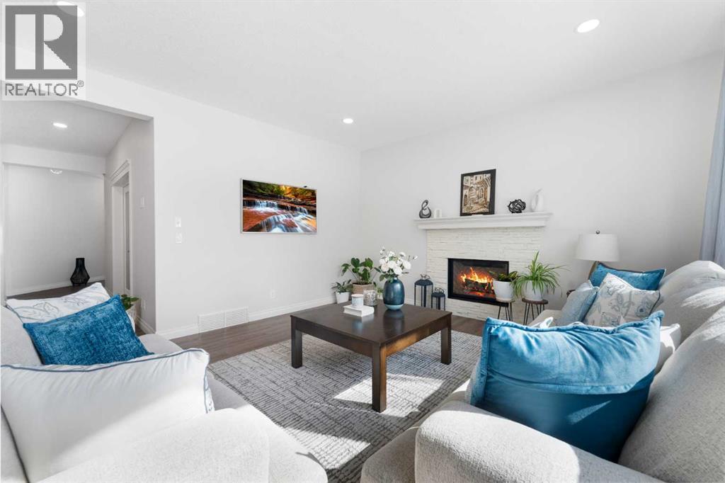 310 Mahogany Manor Se, Calgary, Alberta  T3M 1X4 - Photo 14 - A2298579