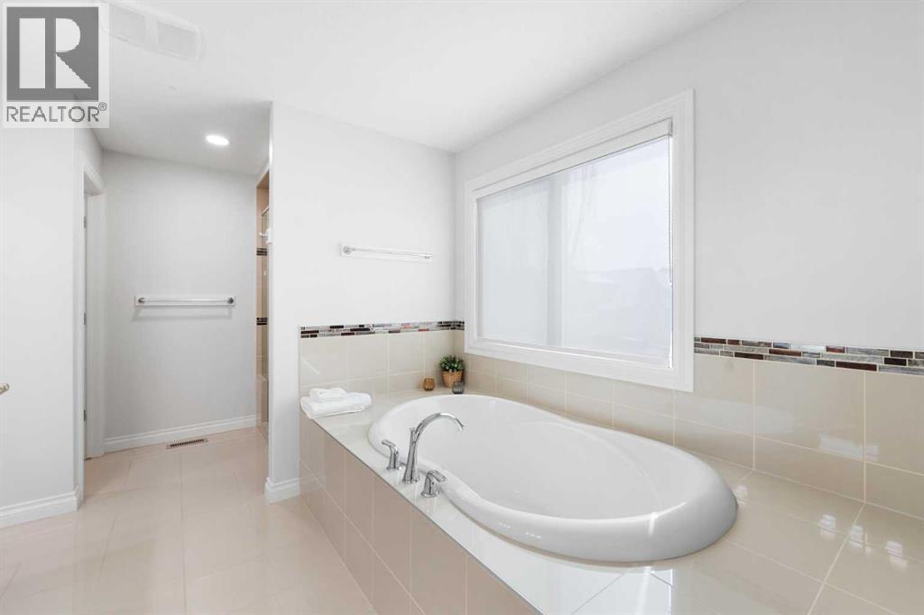 310 Mahogany Manor Se, Calgary, Alberta  T3M 1X4 - Photo 28 - A2298579