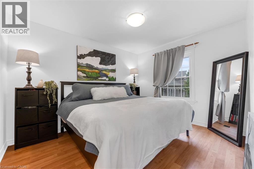 24 Central Park Avenue, Dundas, Ontario  L9H 2M7 - Photo 12 - 40816983