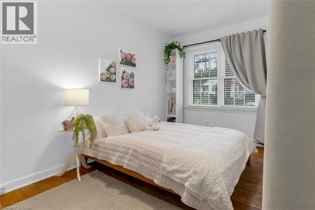 24 Central Park Avenue, Dundas, Ontario  L9H 2M7 - Photo 14 - 40816983