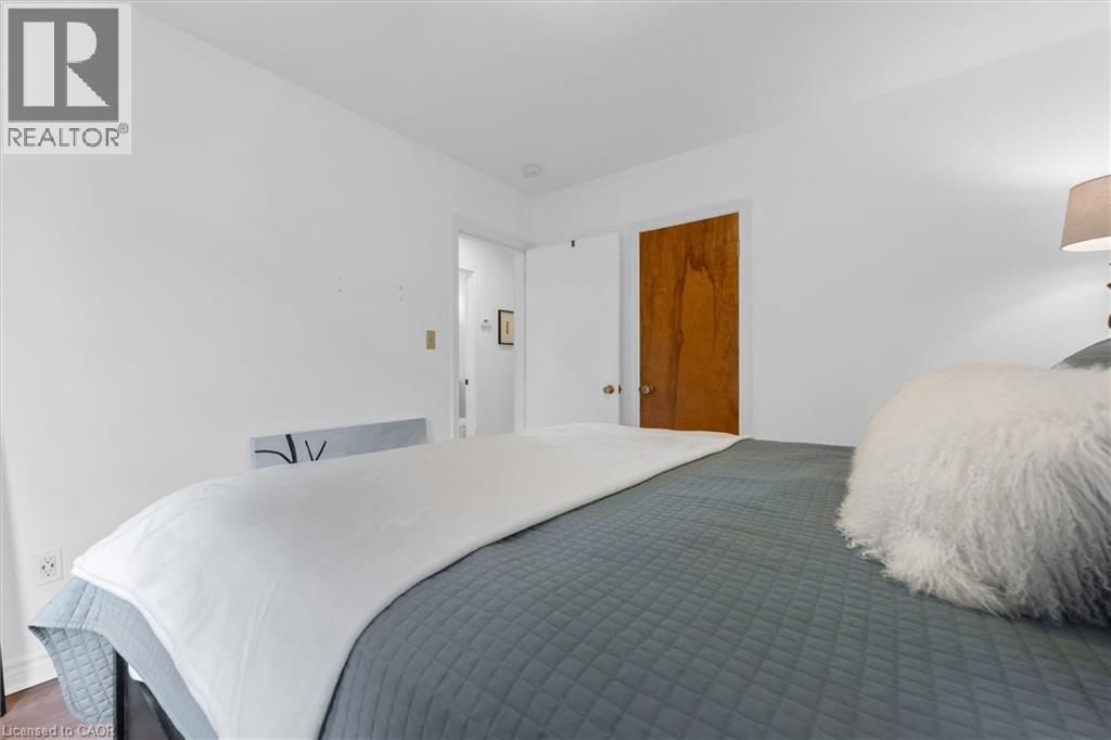 24 Central Park Avenue, Dundas, Ontario  L9H 2M7 - Photo 13 - 40816983