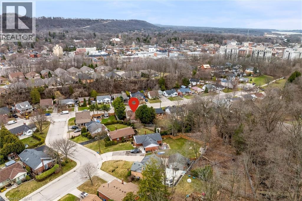 24 Central Park Avenue, Dundas, Ontario  L9H 2M7 - Photo 40 - 40816983