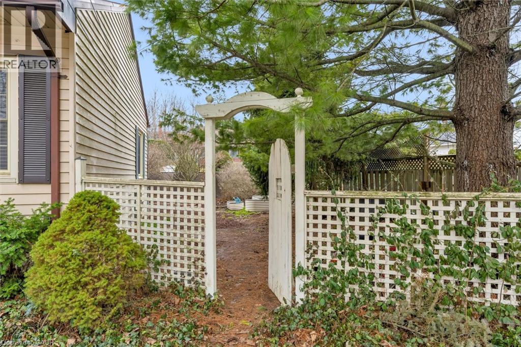 24 Central Park Avenue, Dundas, Ontario  L9H 2M7 - Photo 26 - 40816983