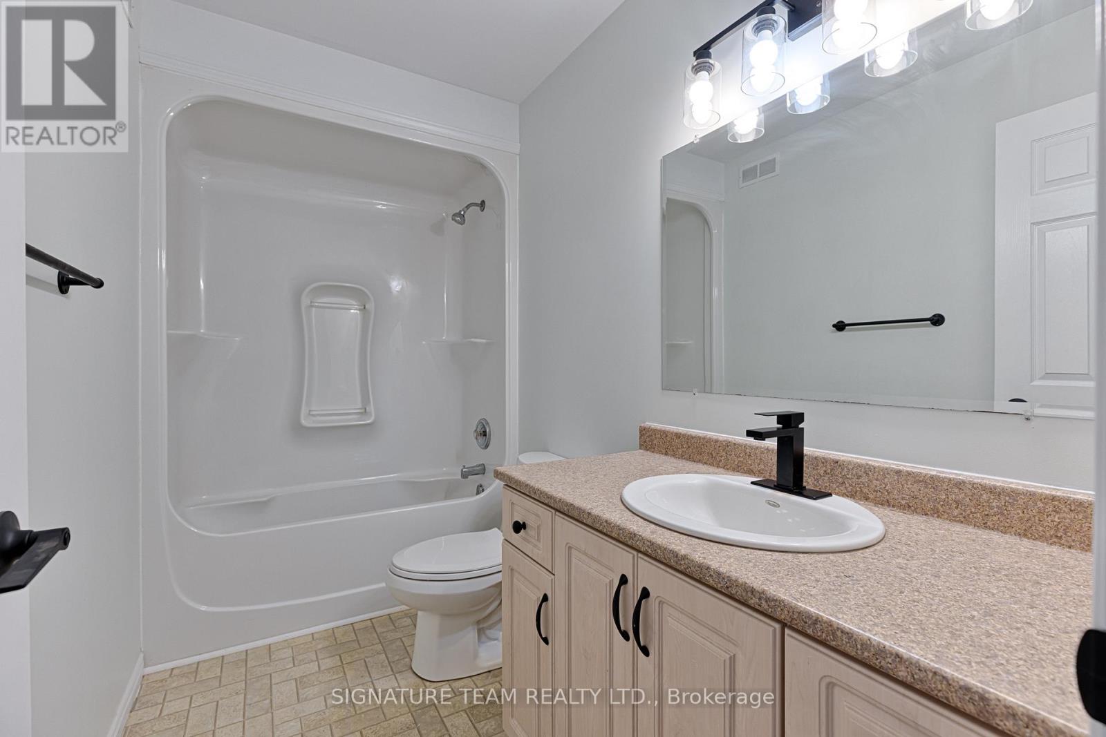 20 Northbrook Road, Petawawa, Ontario  K8H 3N4 - Photo 16 - X12952288