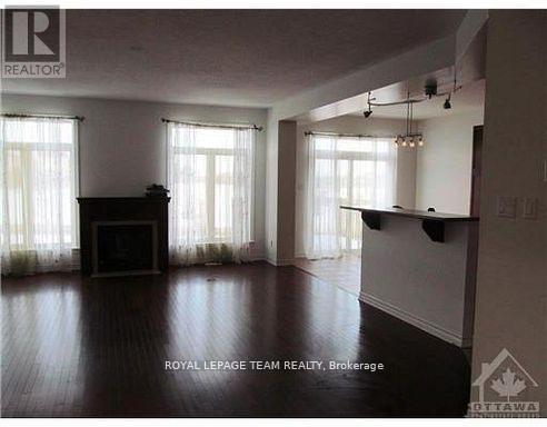 224 Flodden Way, Ottawa, Ontario  K2G 7E2 - Photo 15 - X12952310