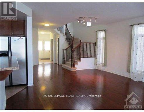 224 Flodden Way, Ottawa, Ontario  K2G 7E2 - Photo 8 - X12952310