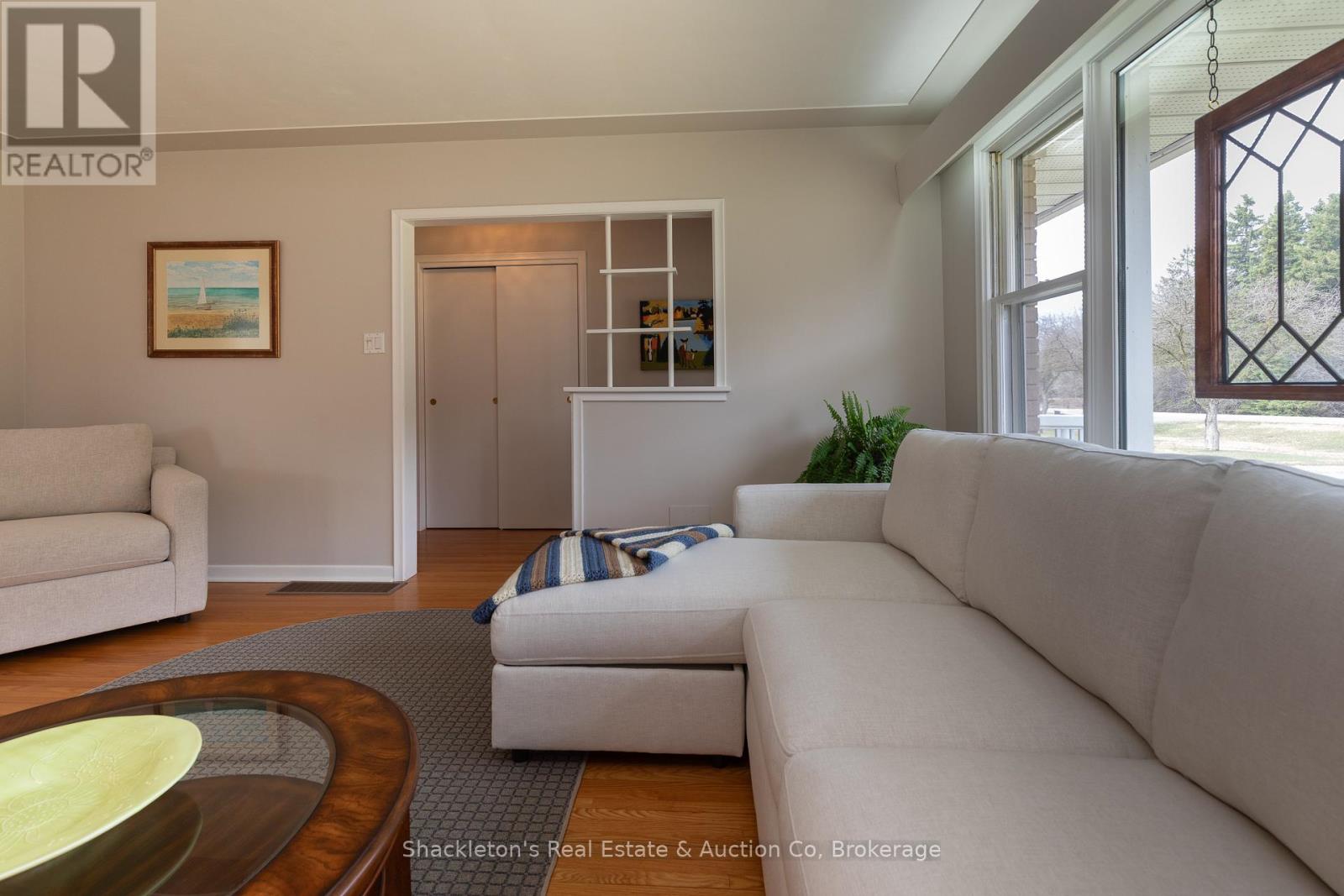 3943 Line 9 Line, Perth South, Ontario  N4X 1C5 - Photo 6 - X12947362