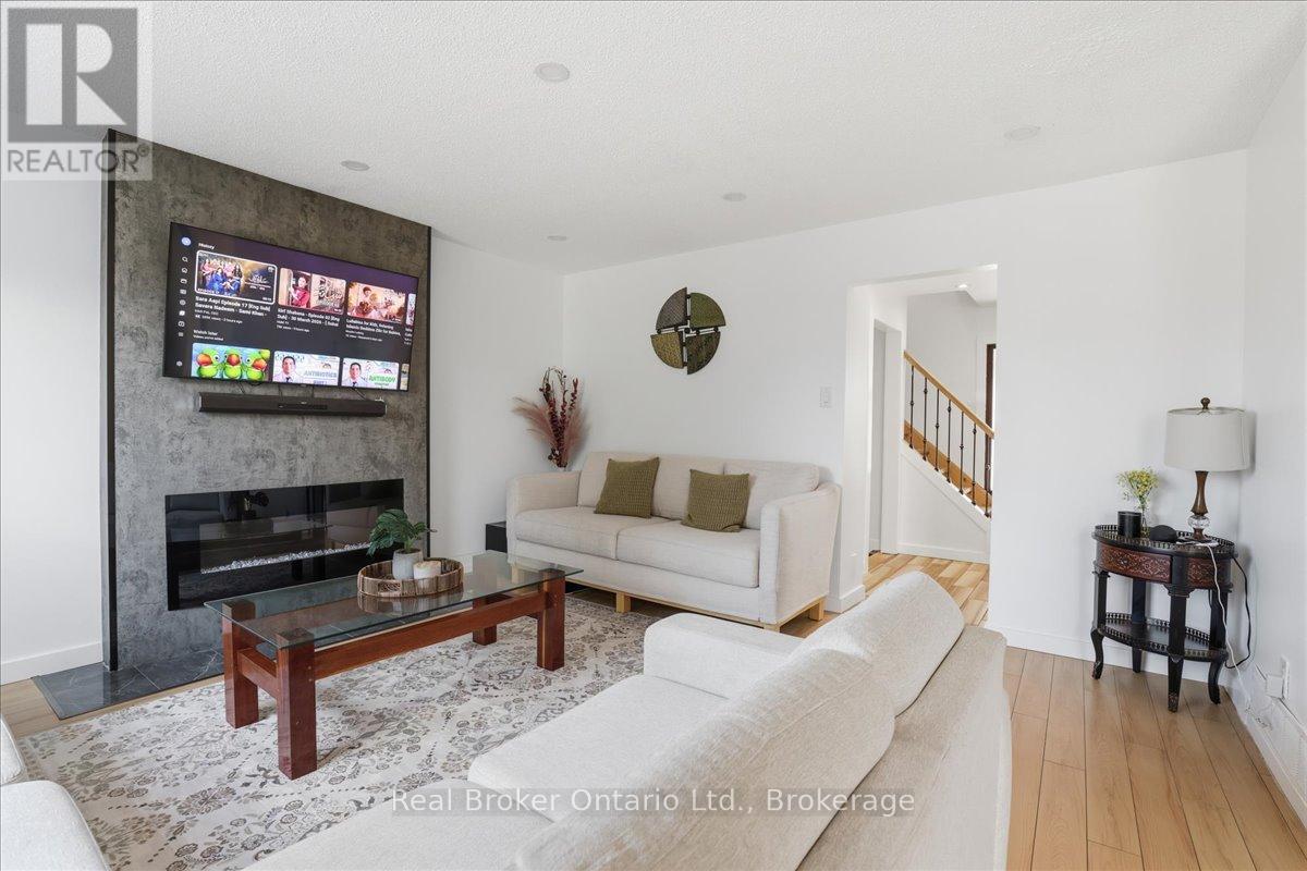 9 Holm Street, Cambridge, Ontario  N3C 3N3 - Photo 12 - X12952316