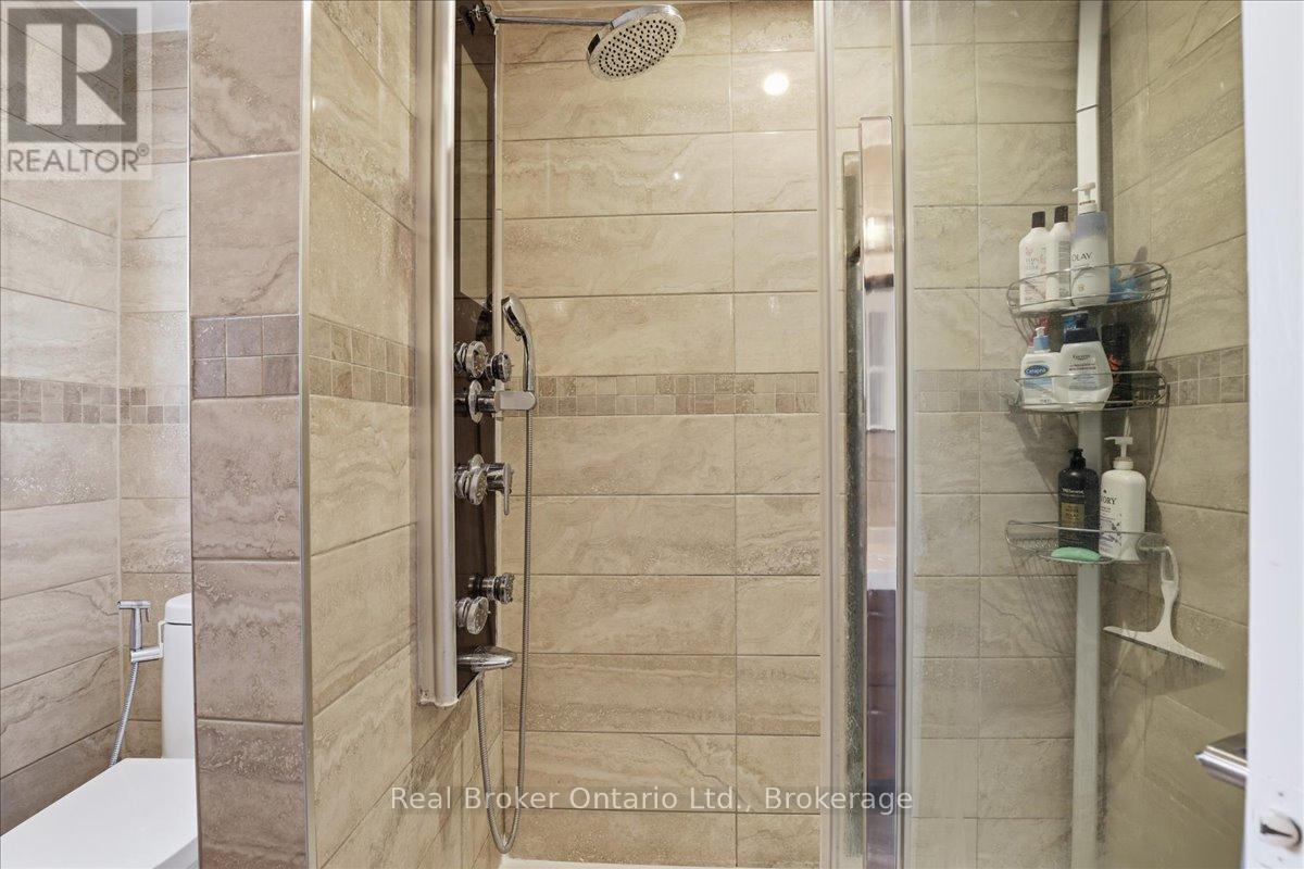 9 Holm Street, Cambridge, Ontario  N3C 3N3 - Photo 18 - X12952316