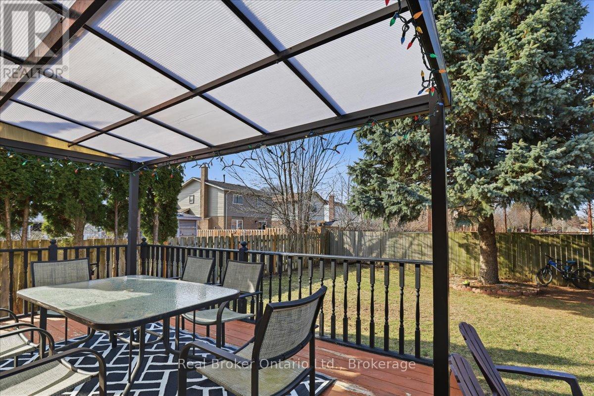 9 Holm Street, Cambridge, Ontario  N3C 3N3 - Photo 30 - X12952316