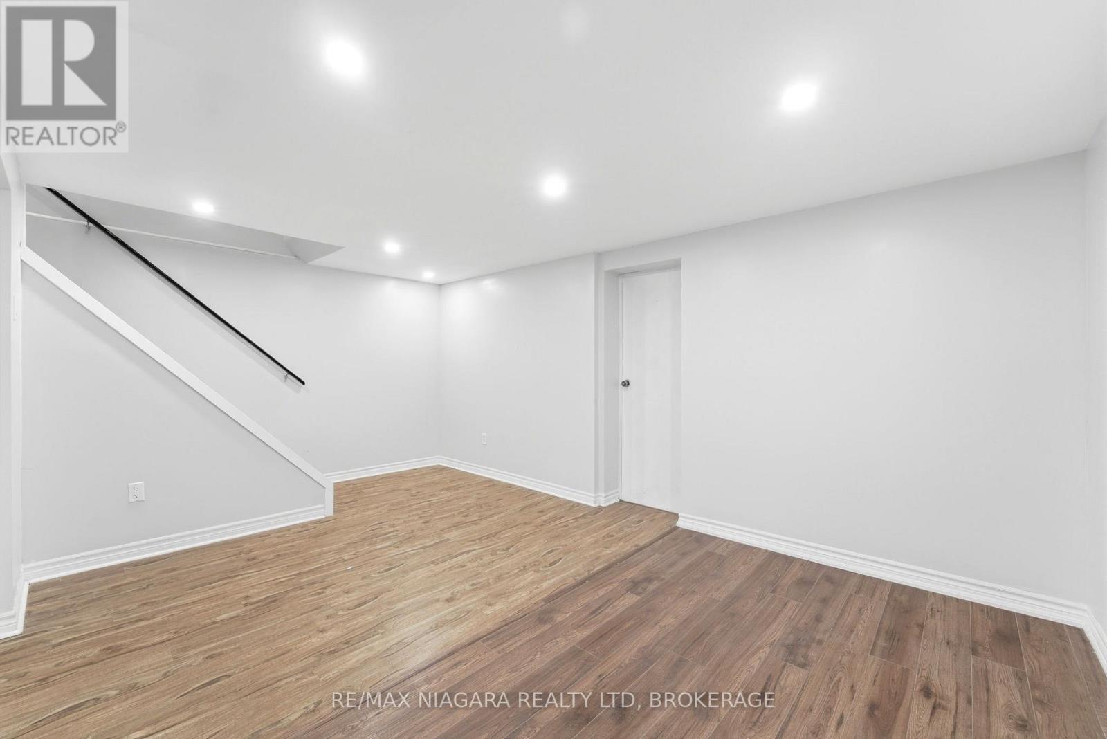 4975 Homewood Avenue, Niagara Falls, Ontario  L2E 4Y5 - Photo 18 - X12952318