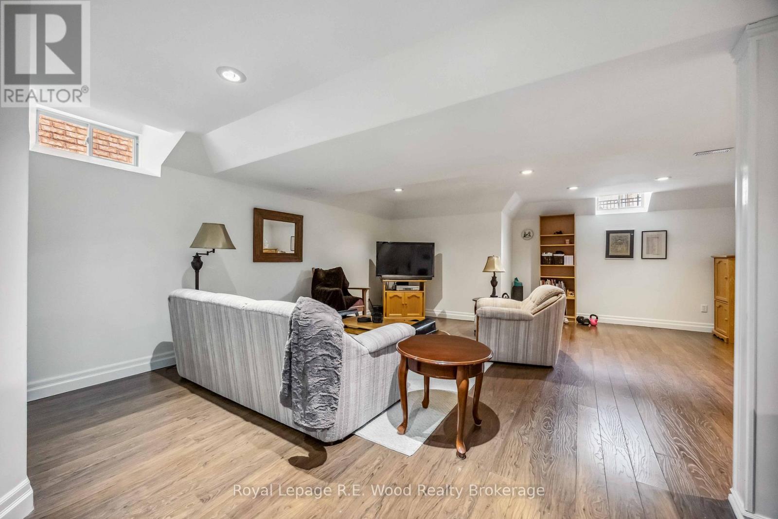 3 Lorwood Court, Richmond Hill, Ontario  L4E 3W3 - Photo 31 - N12952378