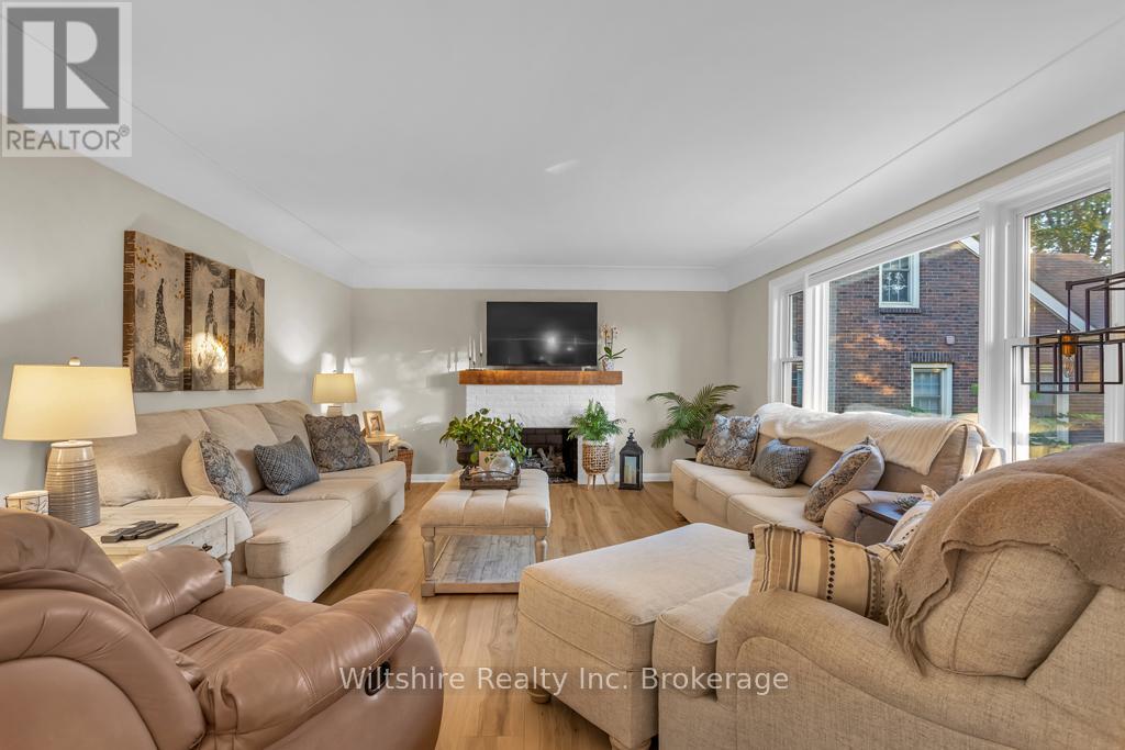 436 Broadway Street, Tillsonburg, Ontario  N4G 3S7 - Photo 6 - X12952284