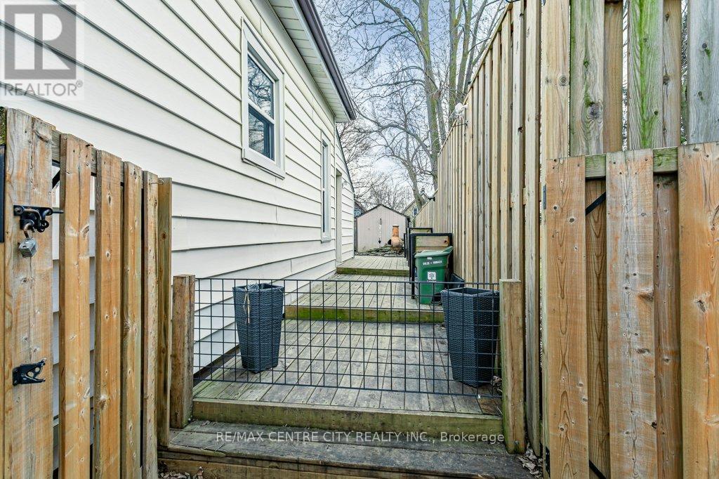971 Elias Street, London East, Ontario  N5W 3P5 - Photo 37 - X12950632
