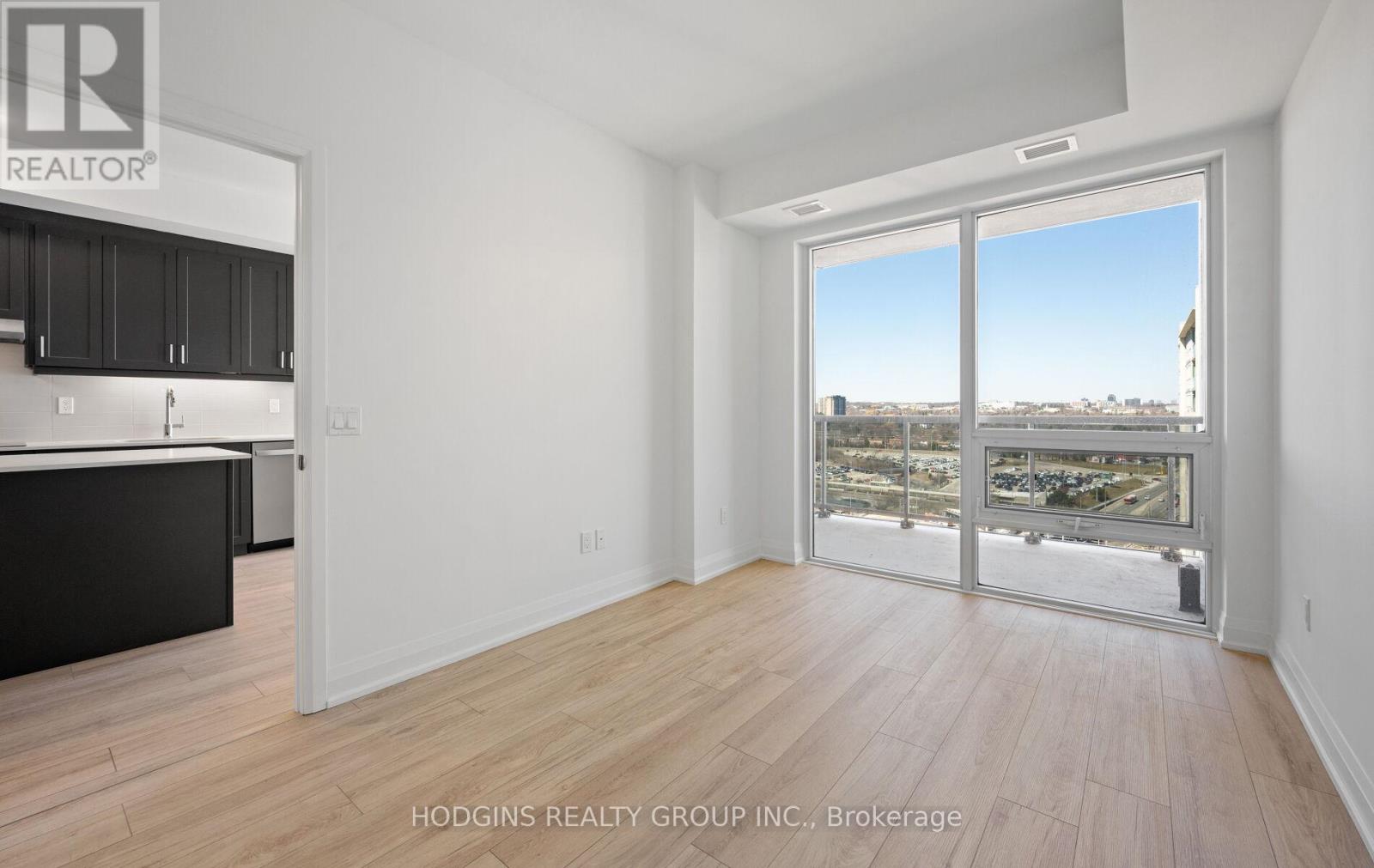 1701 - 1035 Southdown Road, Mississauga, Ontario  L5J 0A2 - Photo 18 - W12931044