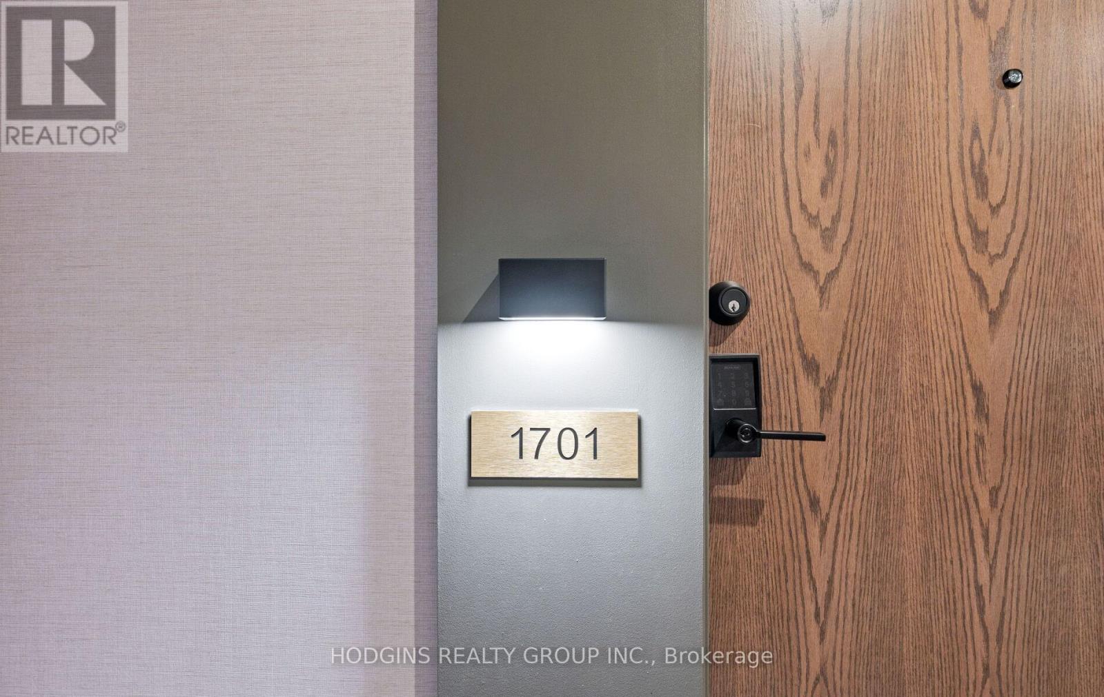 1701 - 1035 Southdown Road, Mississauga, Ontario  L5J 0A2 - Photo 7 - W12931044