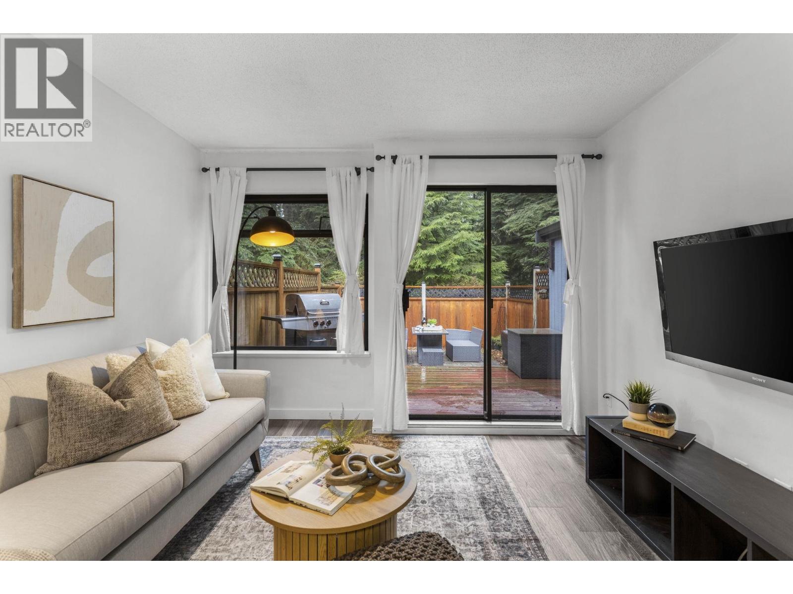 865 Blackstock Road, Port Moody, British Columbia  V3H 3R9 - Photo 2 - R3106462