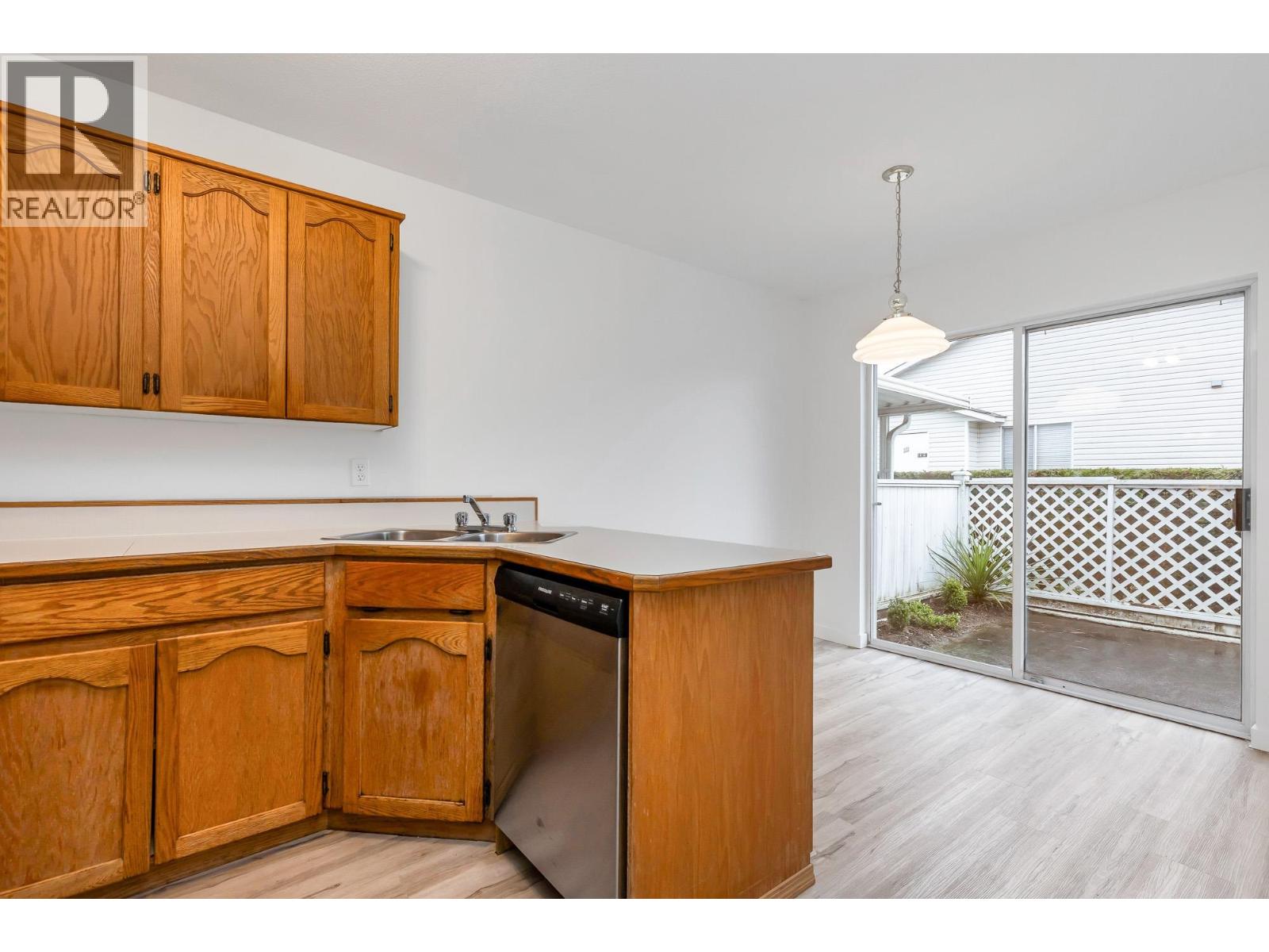 7 19249 Hammond Road, Pitt Meadows, British Columbia  V3Y 2B7 - Photo 6 - R3106466