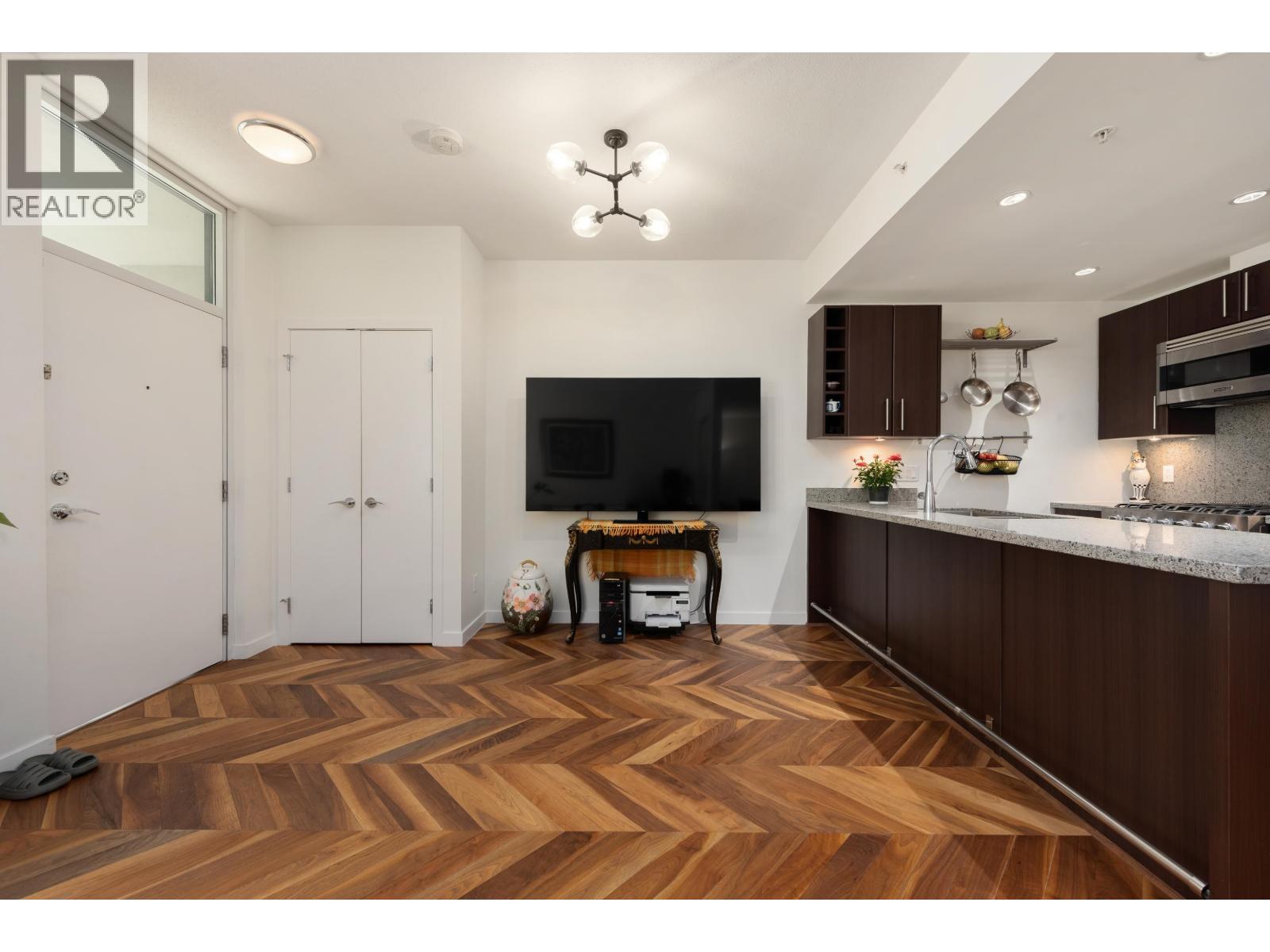 253 108 W 1st Avenue, Vancouver, British Columbia  V5Y 0H4 - Photo 5 - R3106474