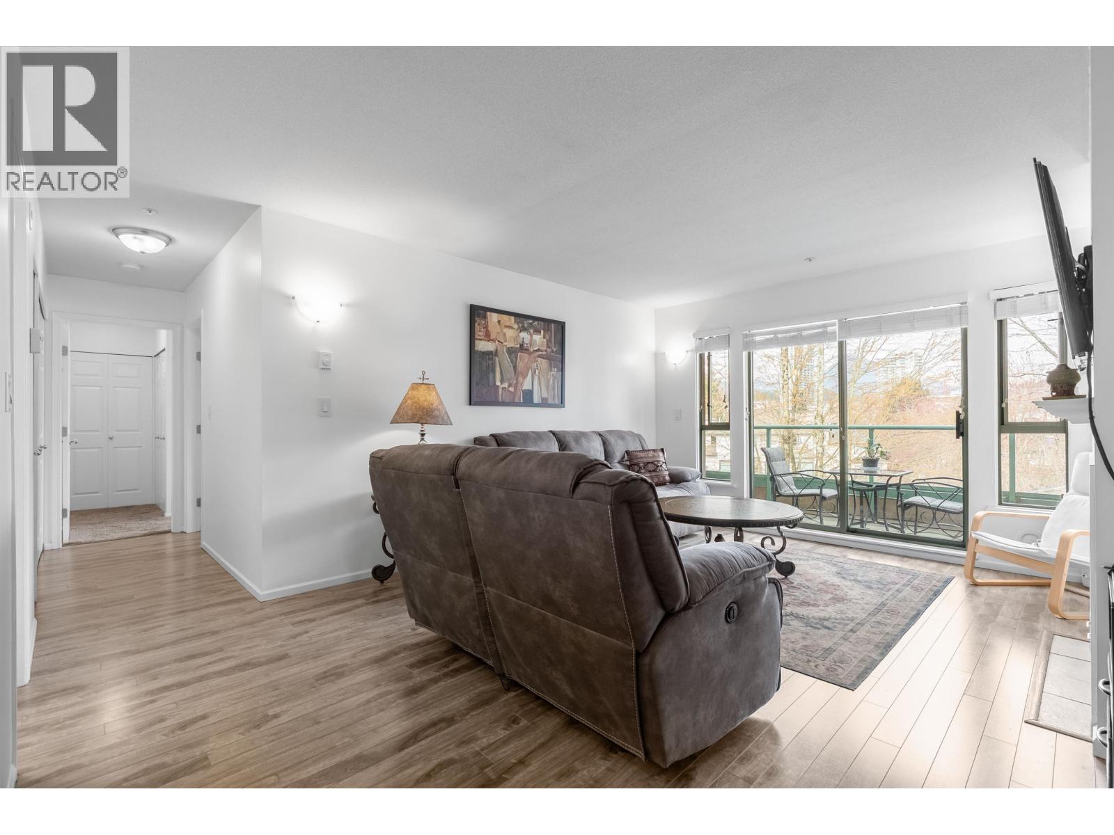 P12 223 Mountain Highway, North Vancouver, British Columbia  V7J 3V3 - Photo 4 - R3106479