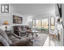 P12 223 MOUNTAIN HIGHWAY, North Vancouver, British Columbia