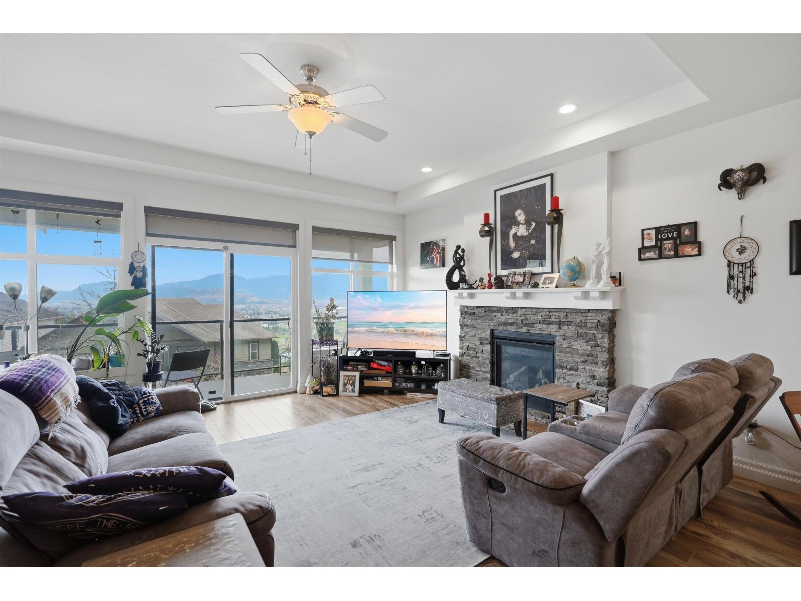 47254 Sylvan Drive, Promontory, Chilliwack, British Columbia  V2R 0R8 - Photo 5 - R3106013