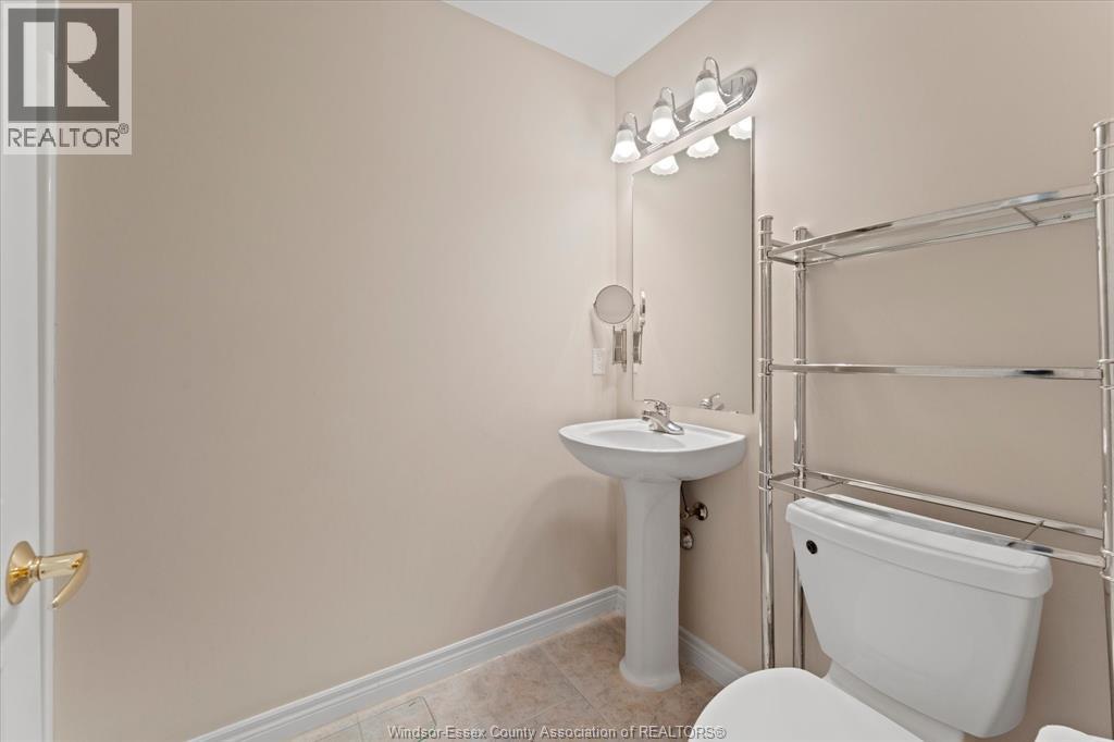 5995 Ellis Street Unit# 109, Lasalle, Ontario  N9H 2P1 - Photo 12 - 26006972