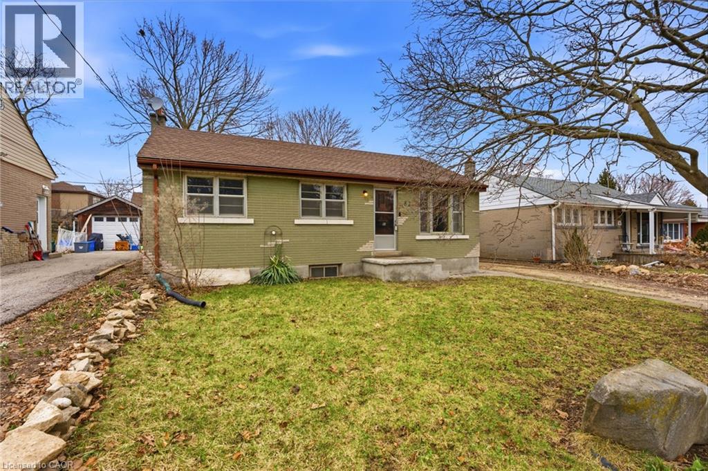 82 Glenview Avenue, Cambridge, Ontario  N1R 2W2 - Photo 3 - 40816214