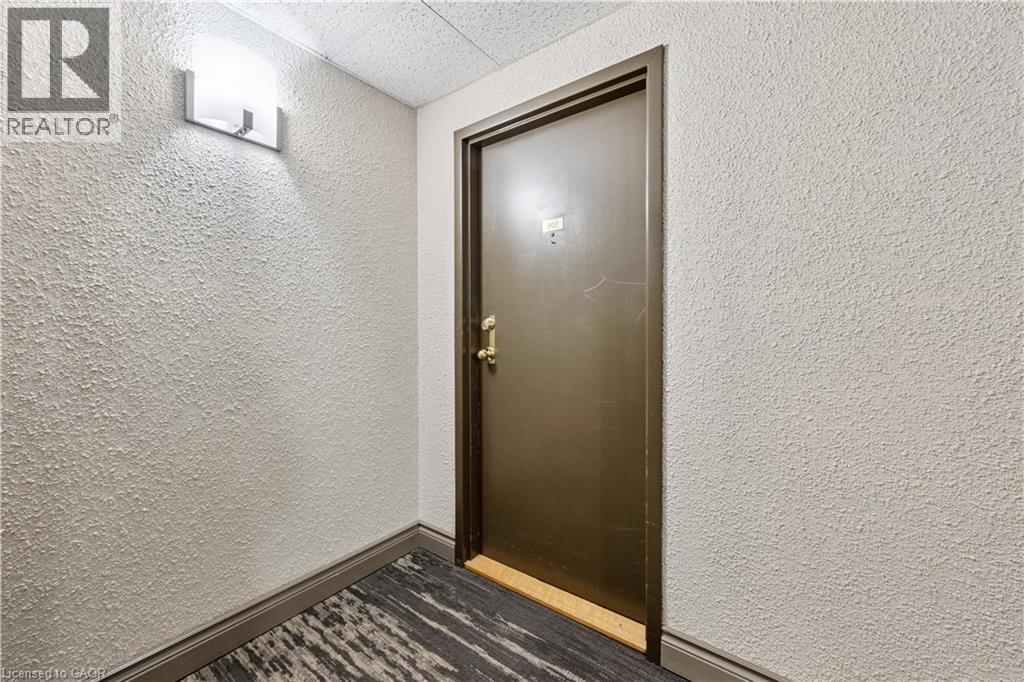 358 Waterloo Avenue Unit# 902, Guelph, Ontario  N1H 7Y3 - Photo 6 - 40817181